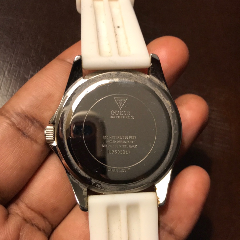 Guess Watch - Picture 3 of 4